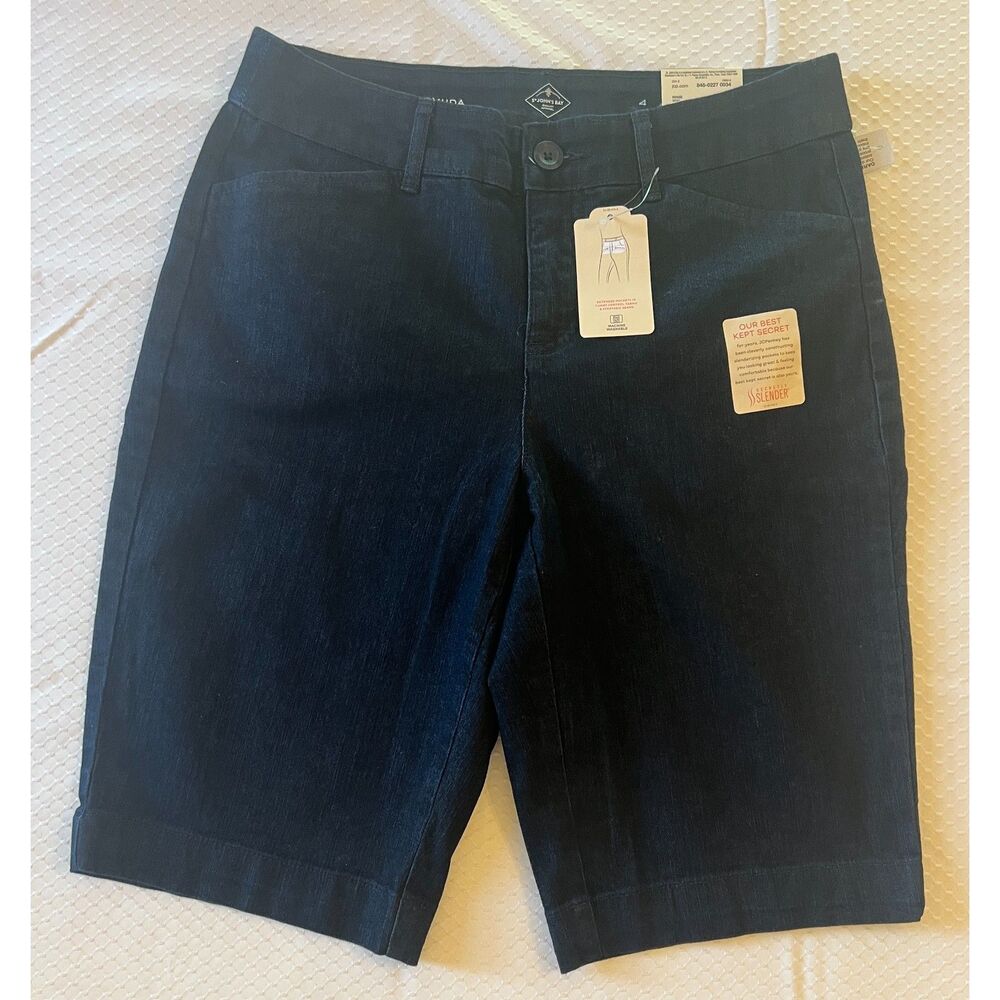 NWT St. John’s Bay Women’s Size 4 Bermuda Shorts Dark Rinse Denim Mid Rise